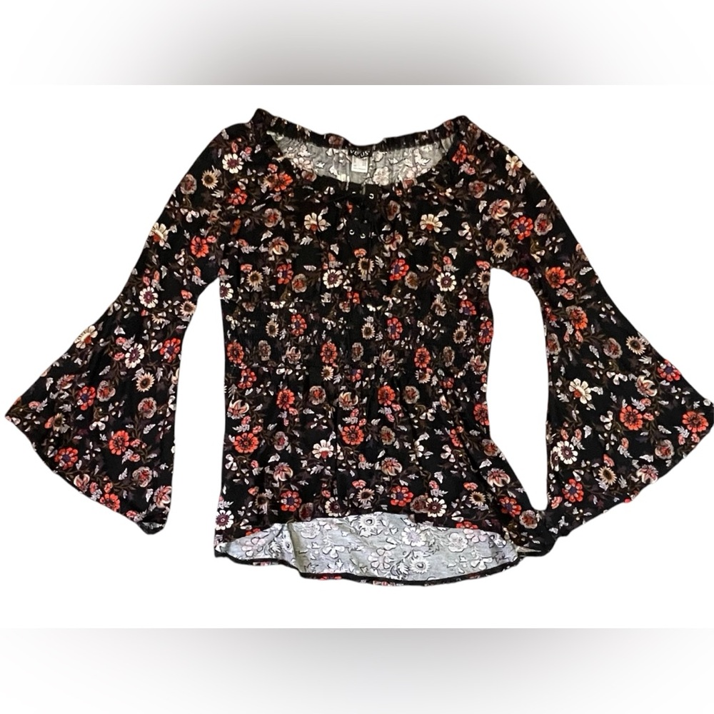 NEW!! Venus fit n flare long sleeve floral top Sz L